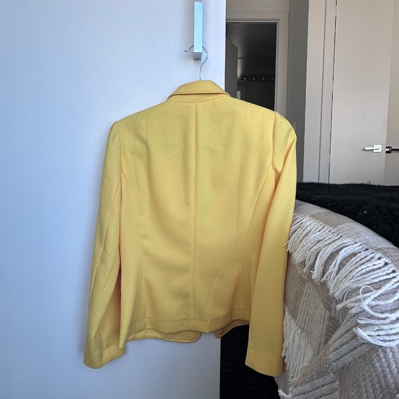 Bright Yellow Blazer - Tahari - Picture 2 of 2